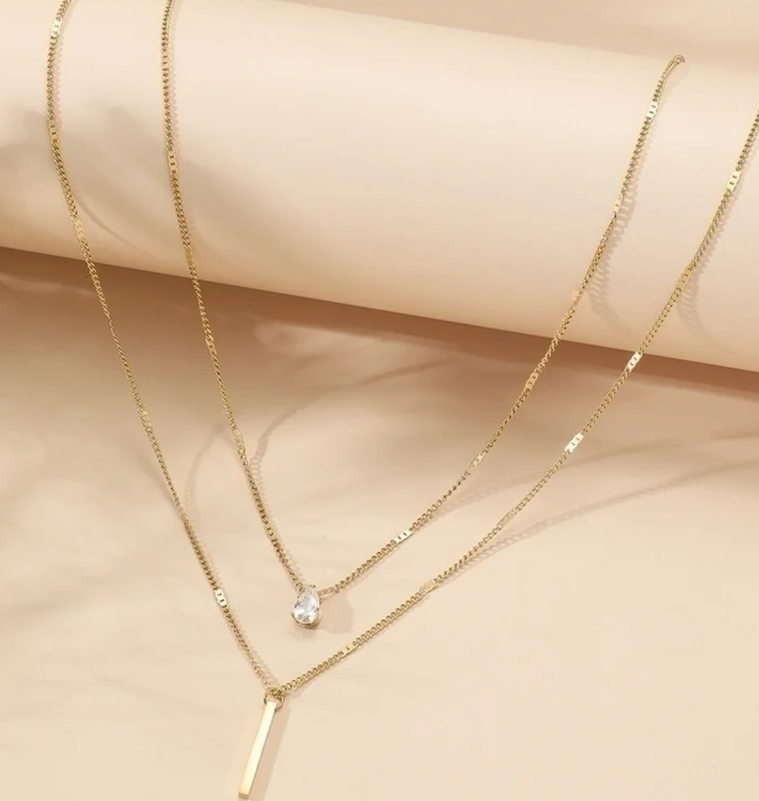 Minimalist Layered Gold Necklace – Teardrop Rhinestone & Bar Pendant
