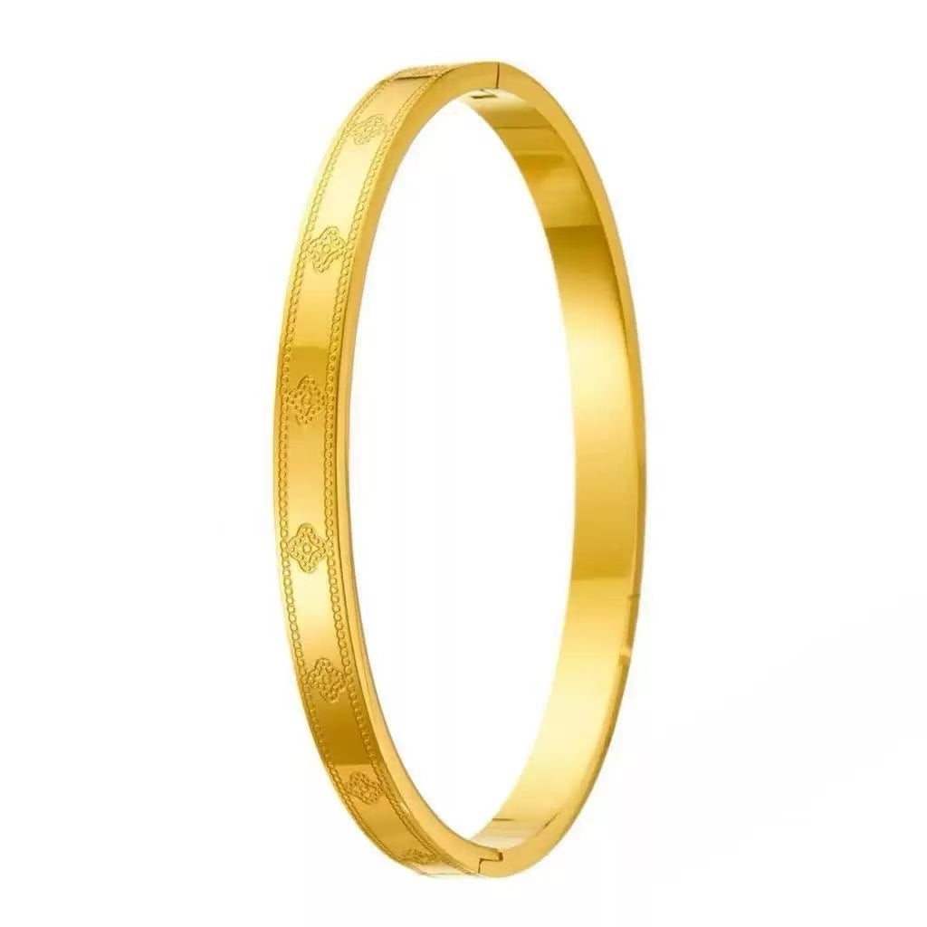 Clover Stacking Bangle