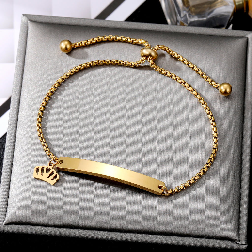 Engravable Bar Charm Bracelet